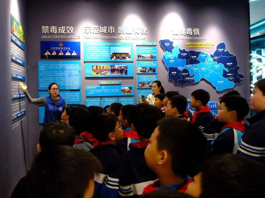 沉浸式禁毒警示教育热度领跑校园 仙桃市第三实验小...