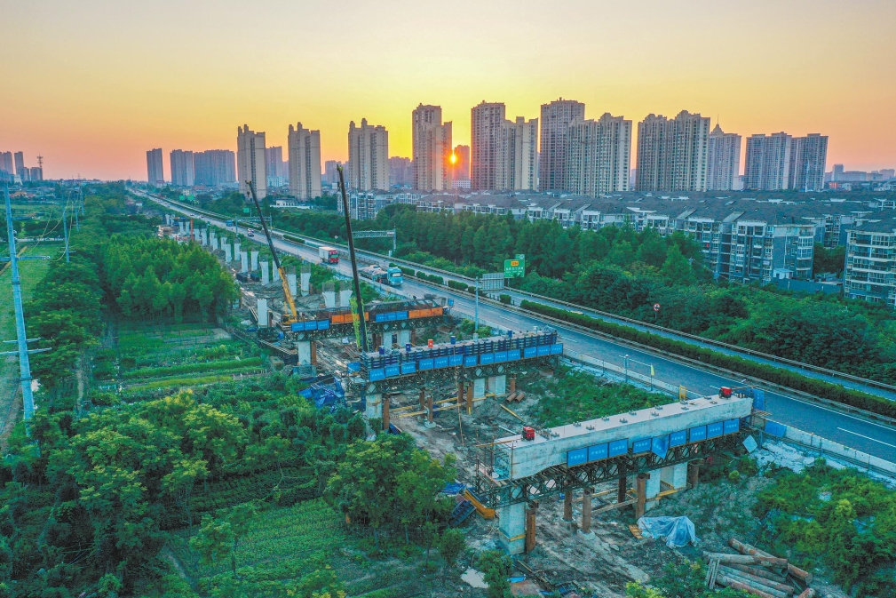 沪渝高速改扩建工程（仙桃段）施工有序推进
